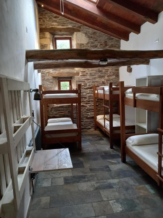 Albergue O Xistral Abadín エクステリア 写真